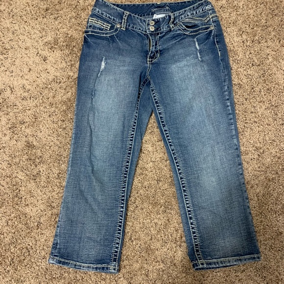 Maurices capris - Picture 1 of 5
